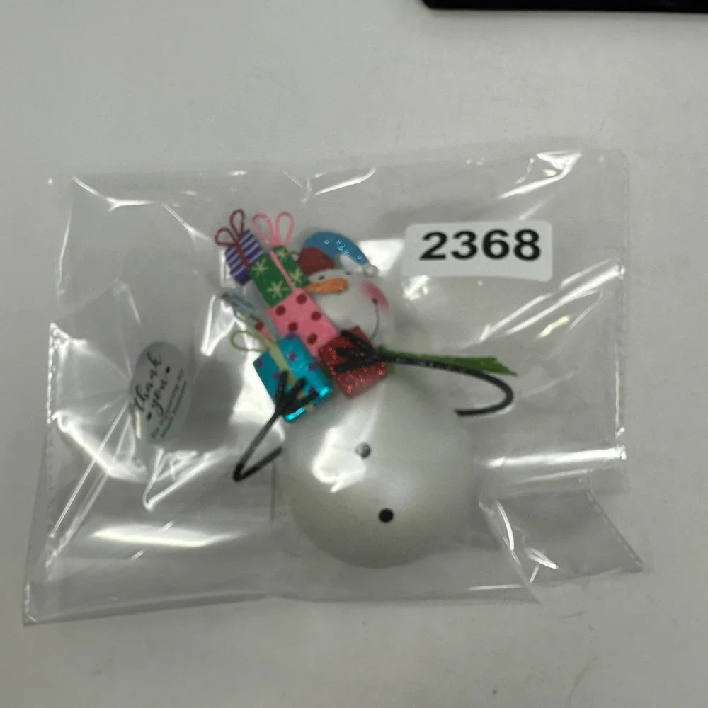 Pier 1 Ornament Unisex OS White Snowman Stacked Gifts Glitter Christmas Holiday